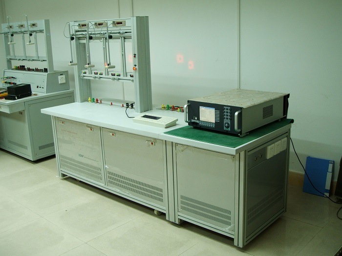 High Accuracy 0.01% Three Phase Meter Test Bench